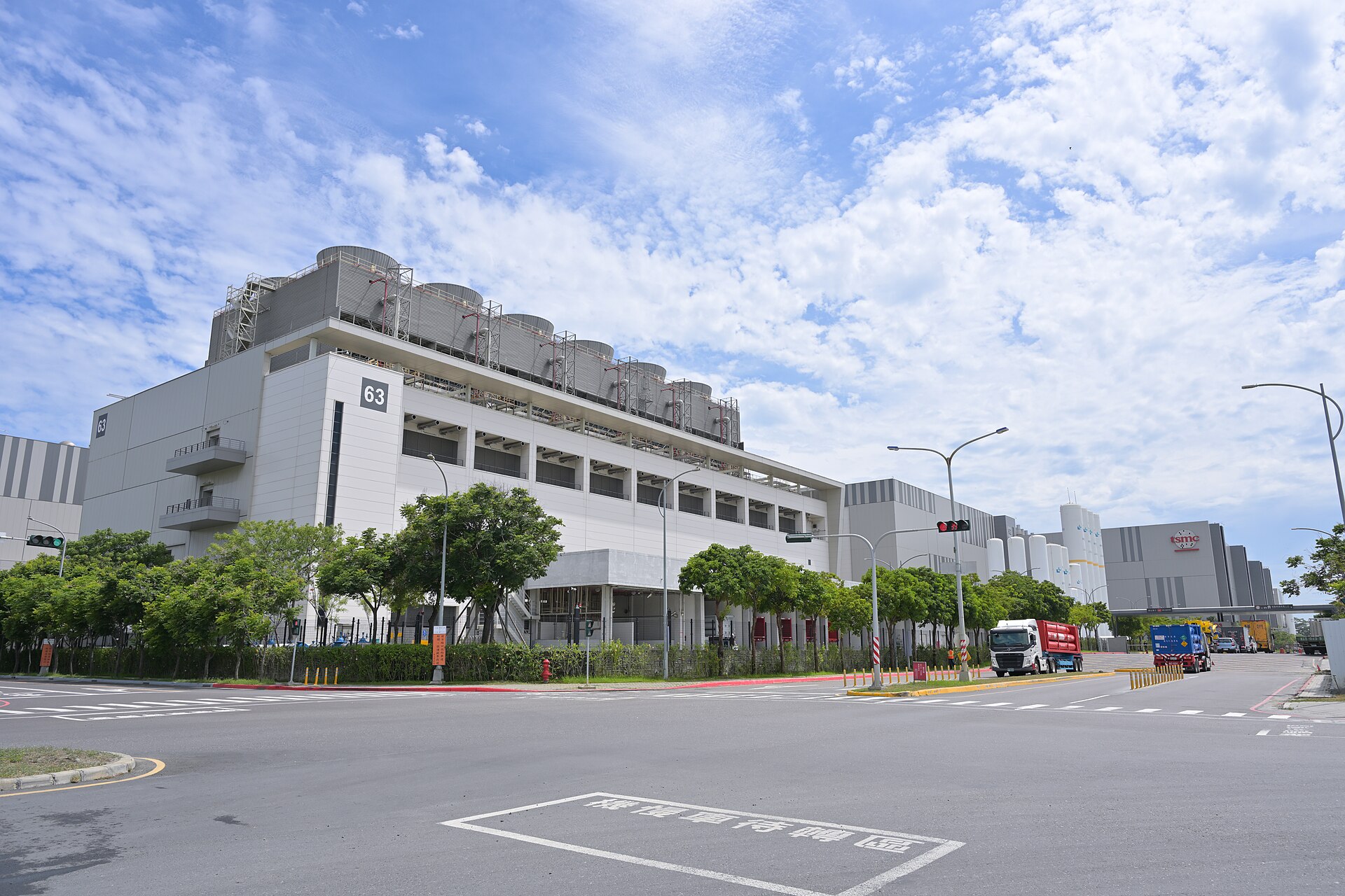 台湾南部科学园区的台积电Fab 18厂房