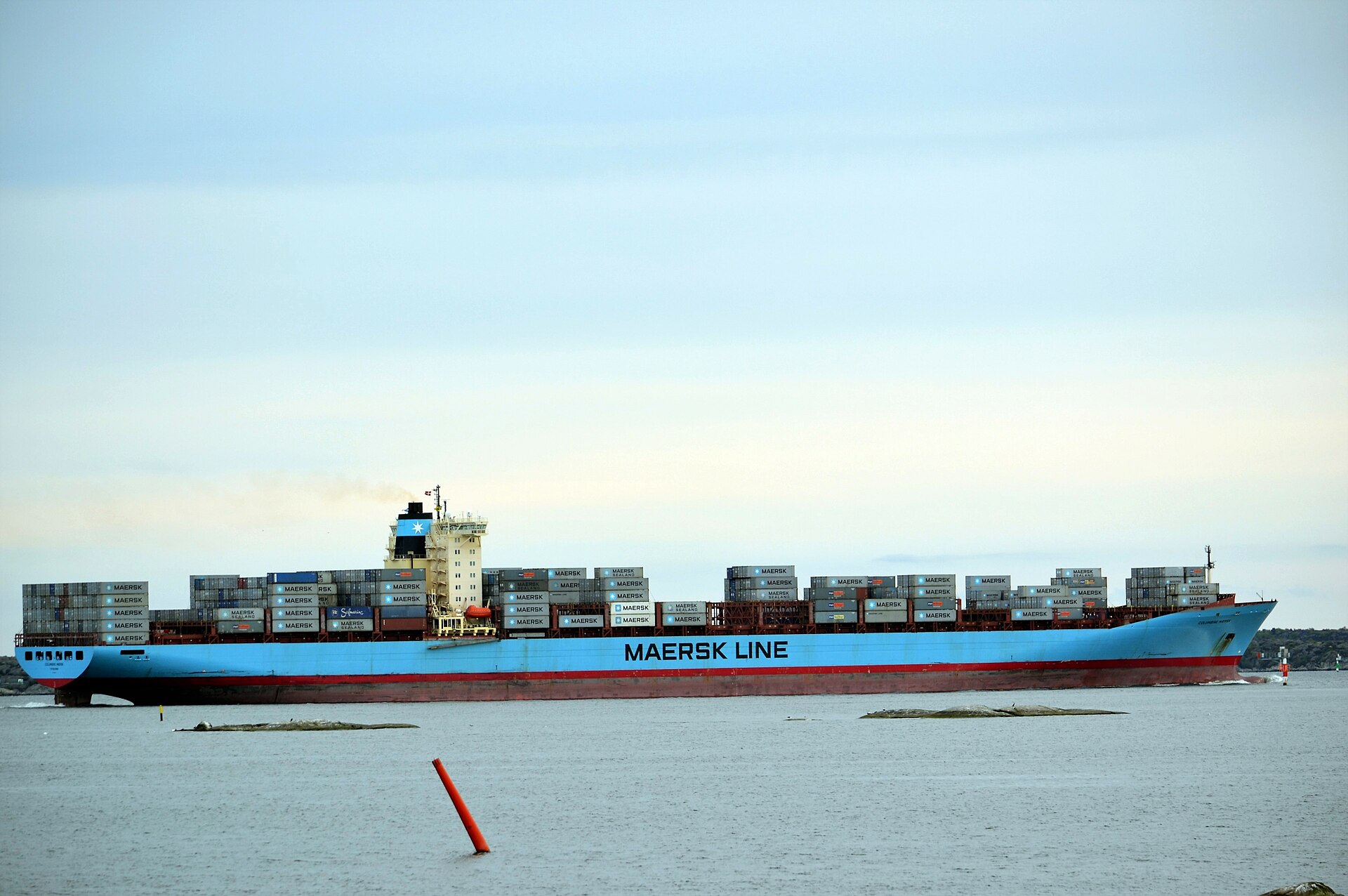瑞典哥德堡港的Columbine Maersk集装箱船