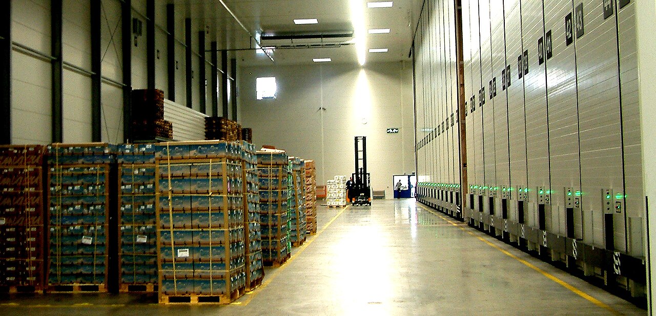 水果冷藏库及托盘货物2007年资料照片