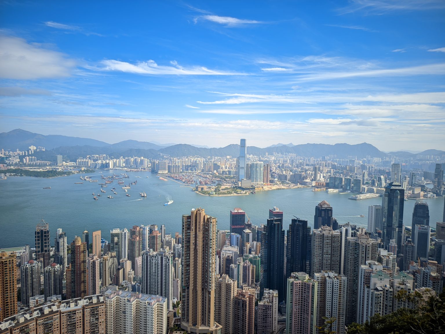 中国香港特别行政区2026年第二季度货物贸易报告：进出口合计5,910.75亿美元-灵动谷外贸资讯