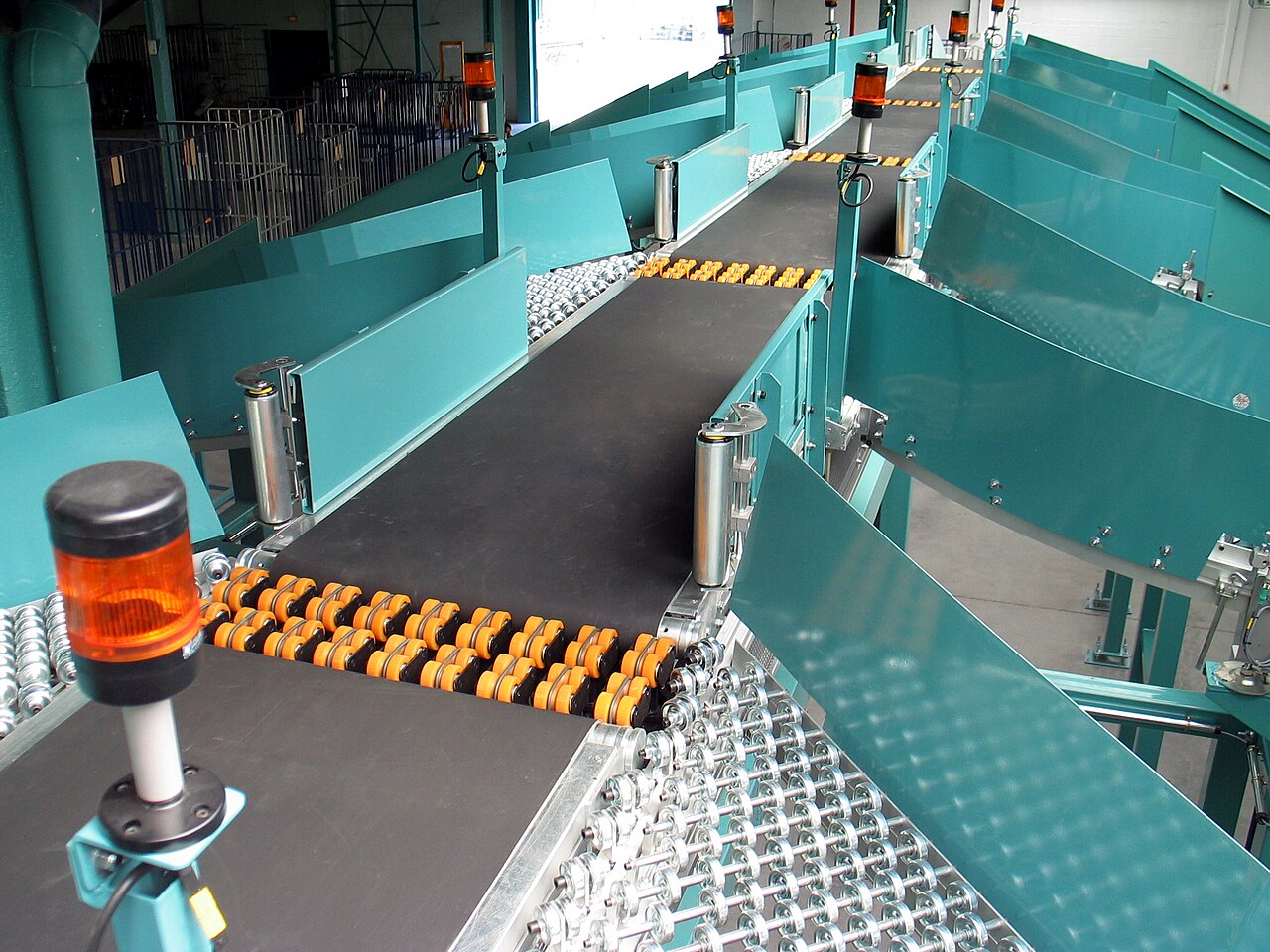 箱件分拣输送设备,2006年仓储自动化资料照片,原作者Tecnowey