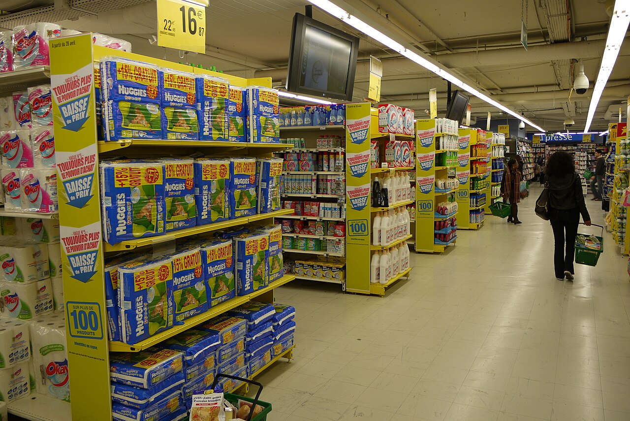 法国Paris超市袋装食品与纸箱端架,2010年