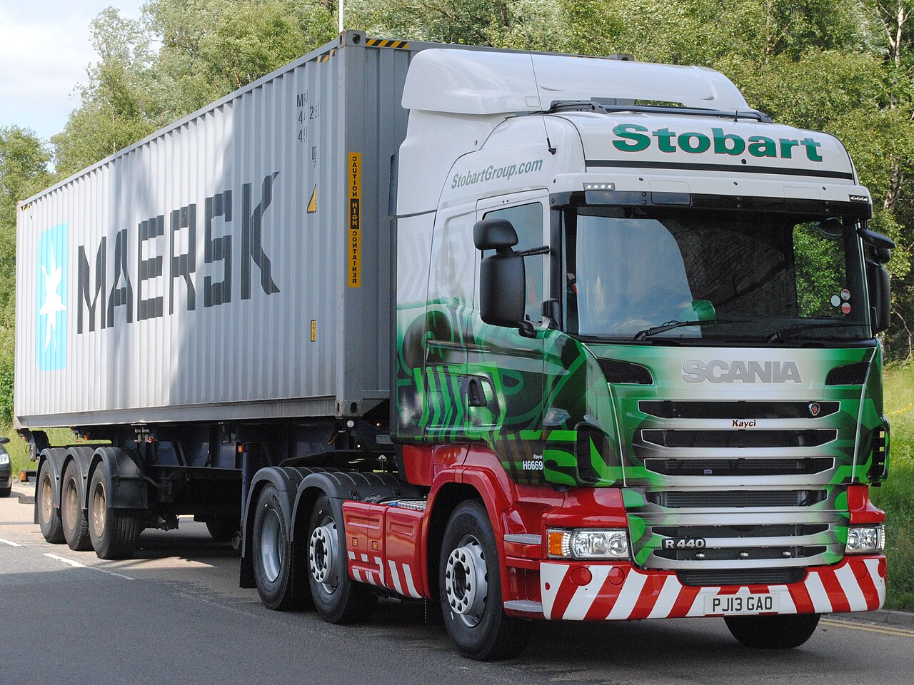 英国Widnes的Scania R440货车PJ13GAO，2013年
