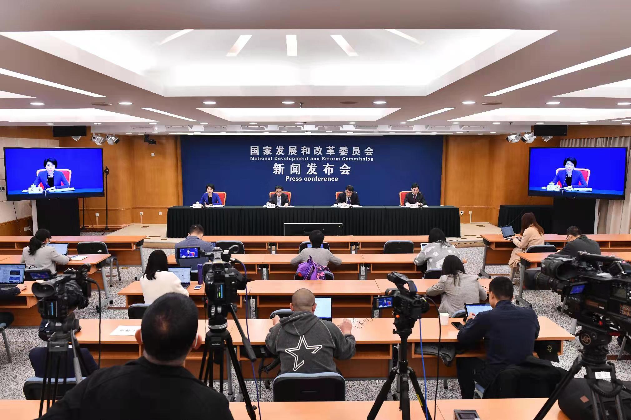 商务部新闻发言人就修订《中国禁止出口限制出口技术-灵动谷外贸资讯