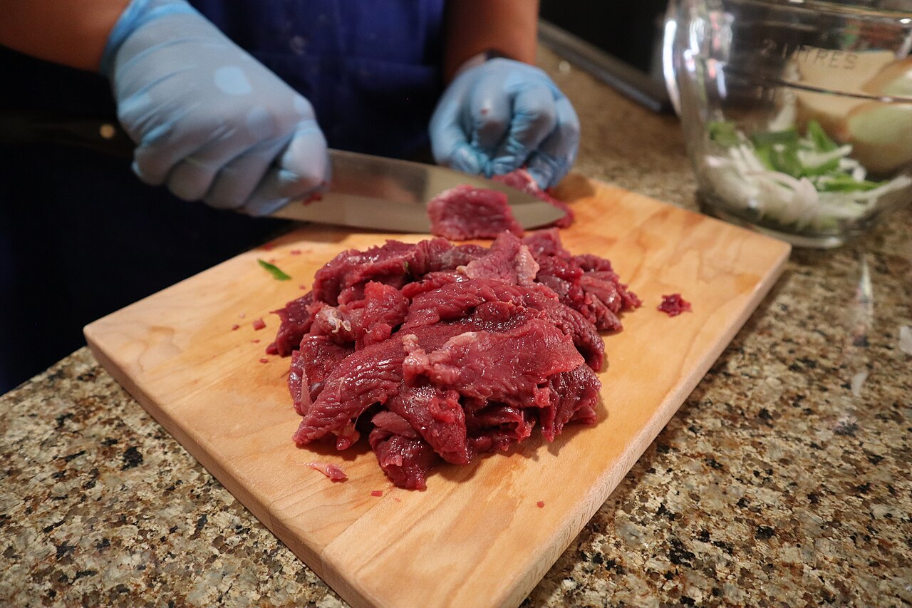 日本2025年肉及食用杂碎出口：同比增长13.97%，份额上升-灵动谷导航