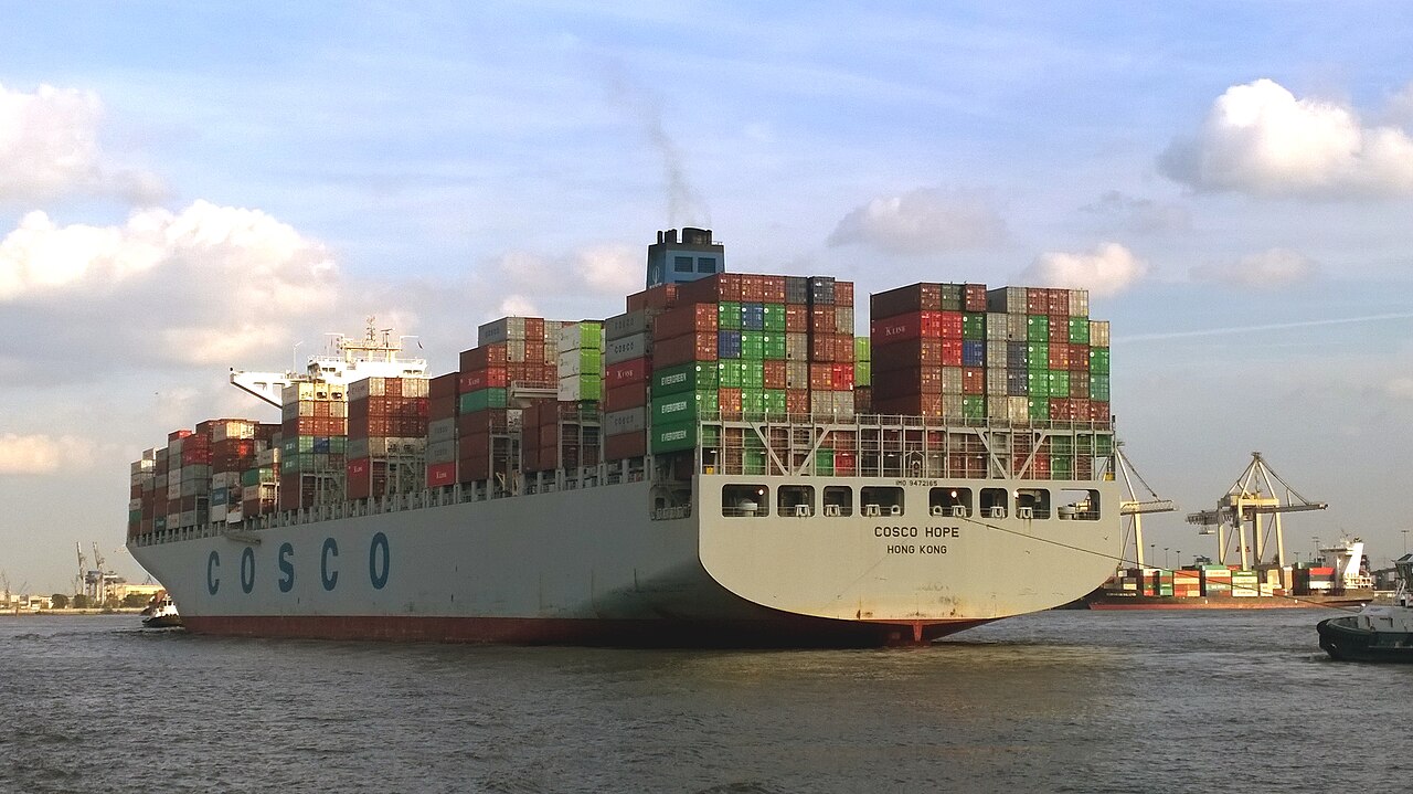 德国汉堡港的Cosco Hope集装箱船(2014年资料)(真实资料图)