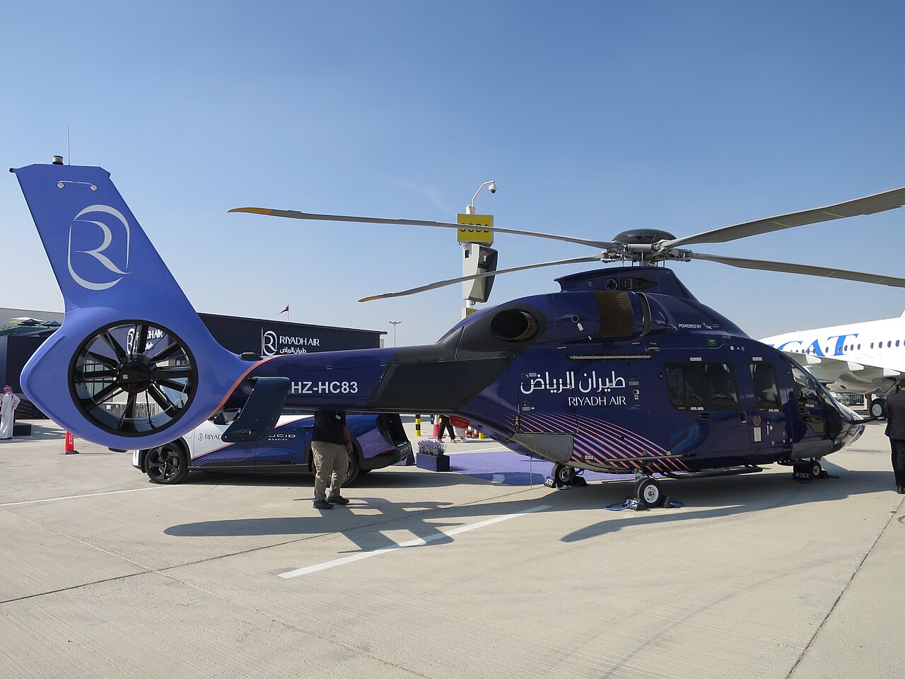 迪拜航展地面展示的The Helicopter Company H160直升机